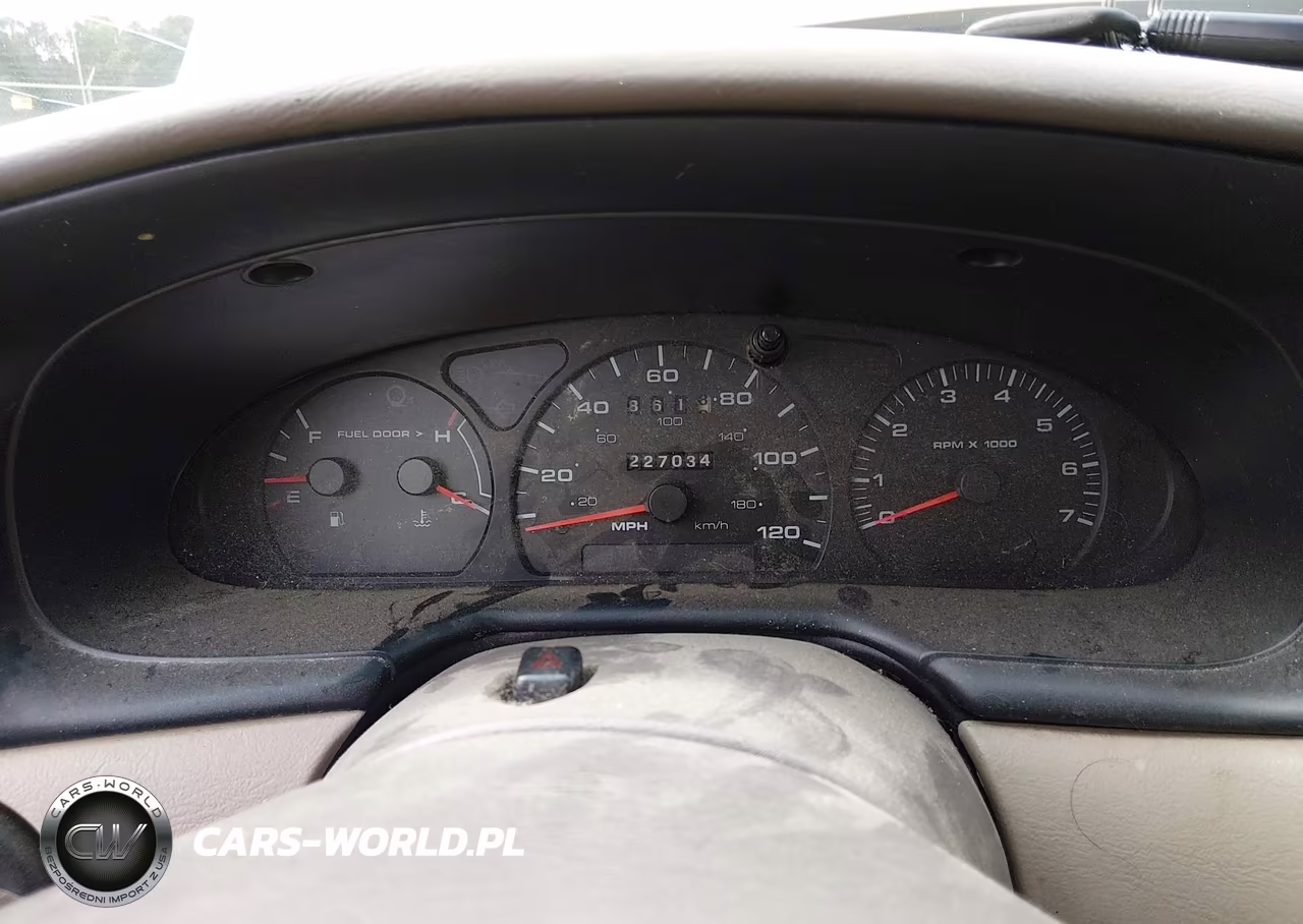 2002 Mercury Sable Gs VIN:1MEFM50UX2A639707 - 7