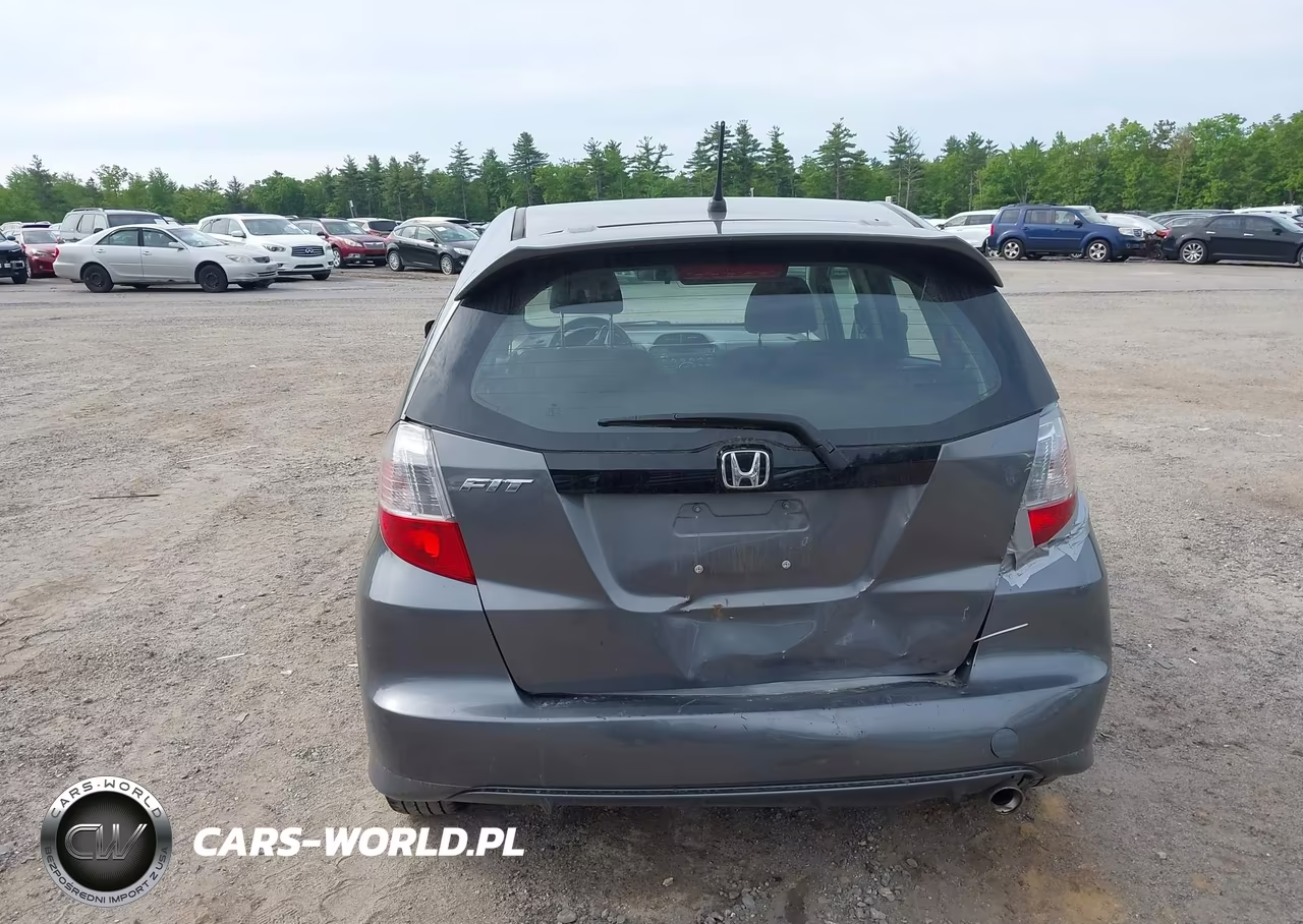 2012 Honda Fit Sport VIN:JHMGE8H5XCC002886 - 16