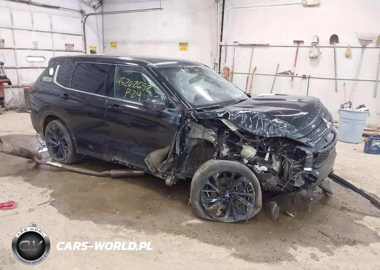 2024 Mitsubishi Outlander – zdjęcie 1 z 17