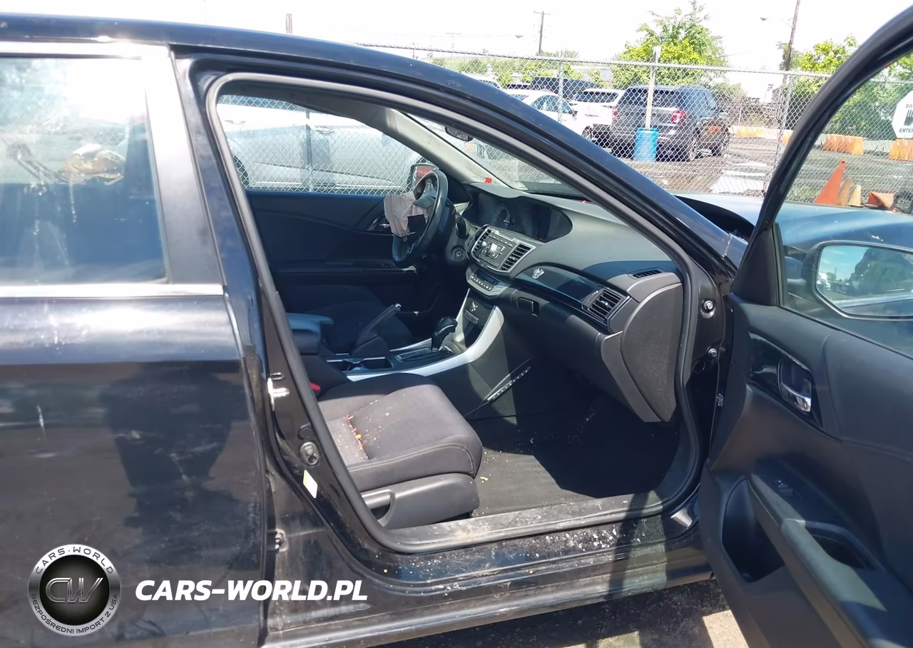 2015 Honda Accord Sport VIN:1HGCR2F56FA182888 - 5