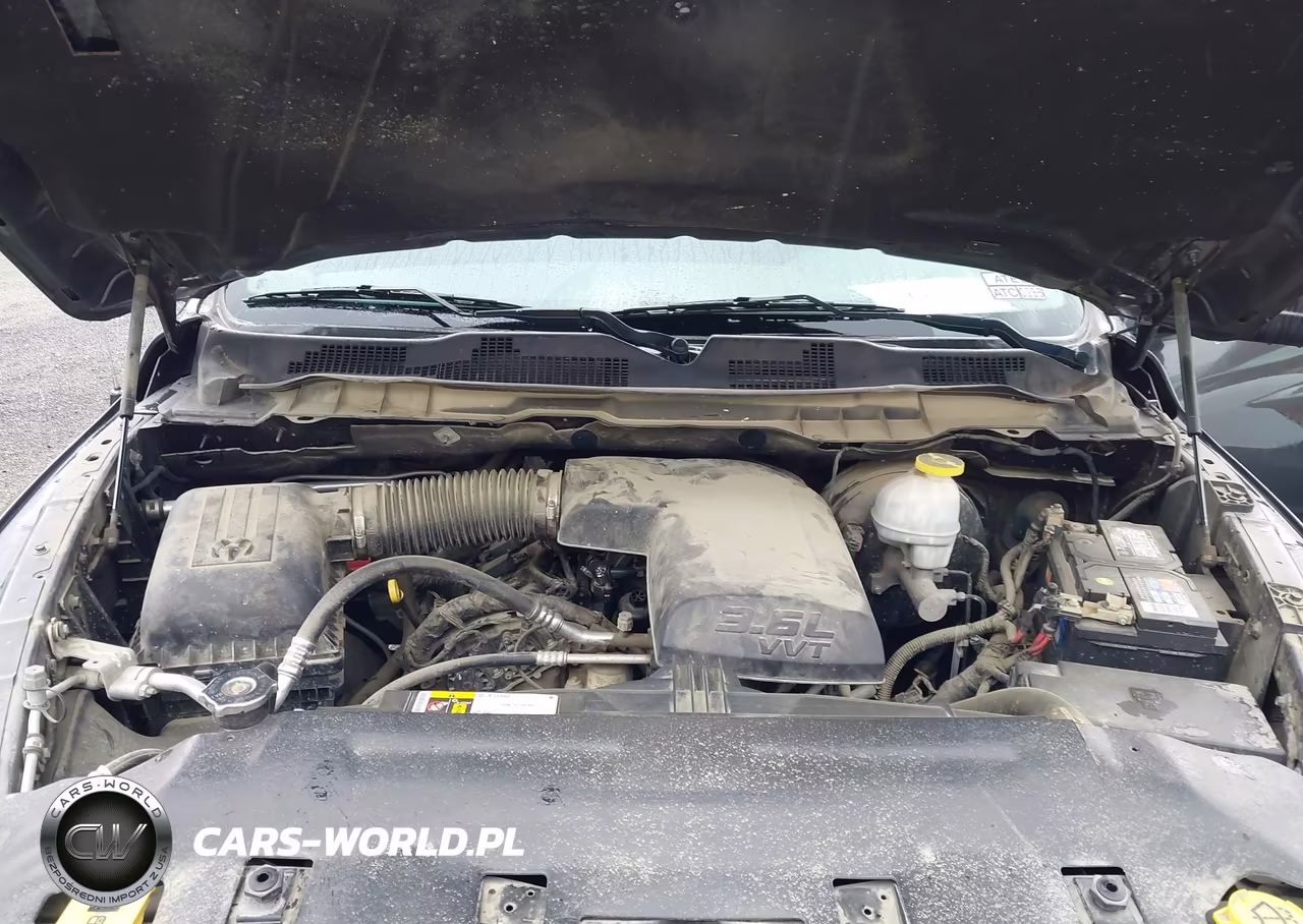 2018 Ram 1500 Tradesman 4X4 5'7 Box VIN:1C6RR7KG0JS300490 - 10