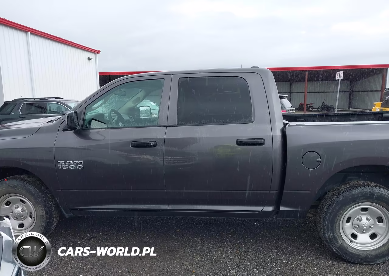 2018 Ram 1500 Tradesman 4X4 5'7 Box VIN:1C6RR7KG0JS300490 - 18