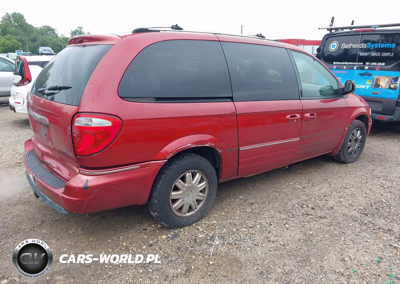 2005 Chrysler Town & Country Limited VIN:2C8GP64L35R162475 - 4