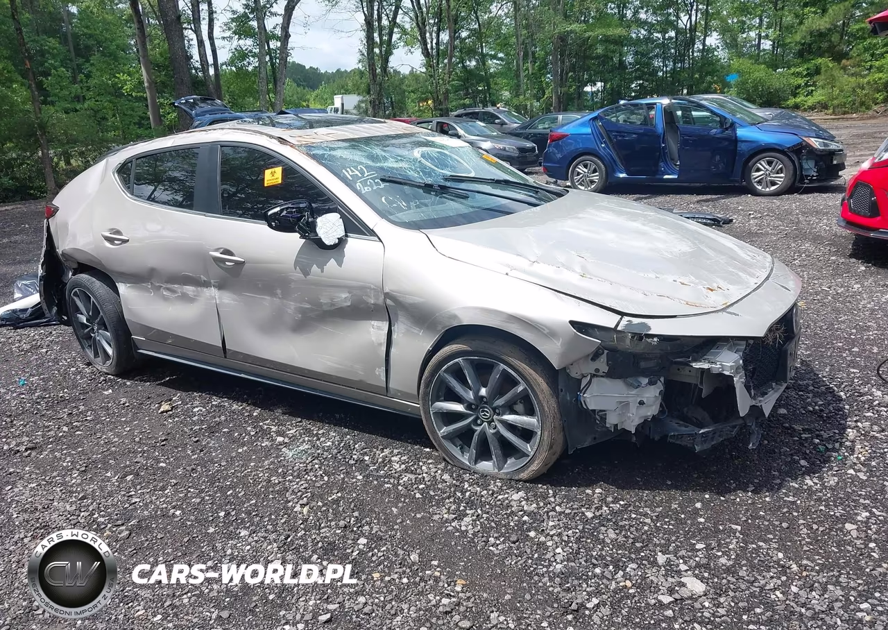 2022 Mazda Mazda3 Preferred – zdjęcie 1 z 19