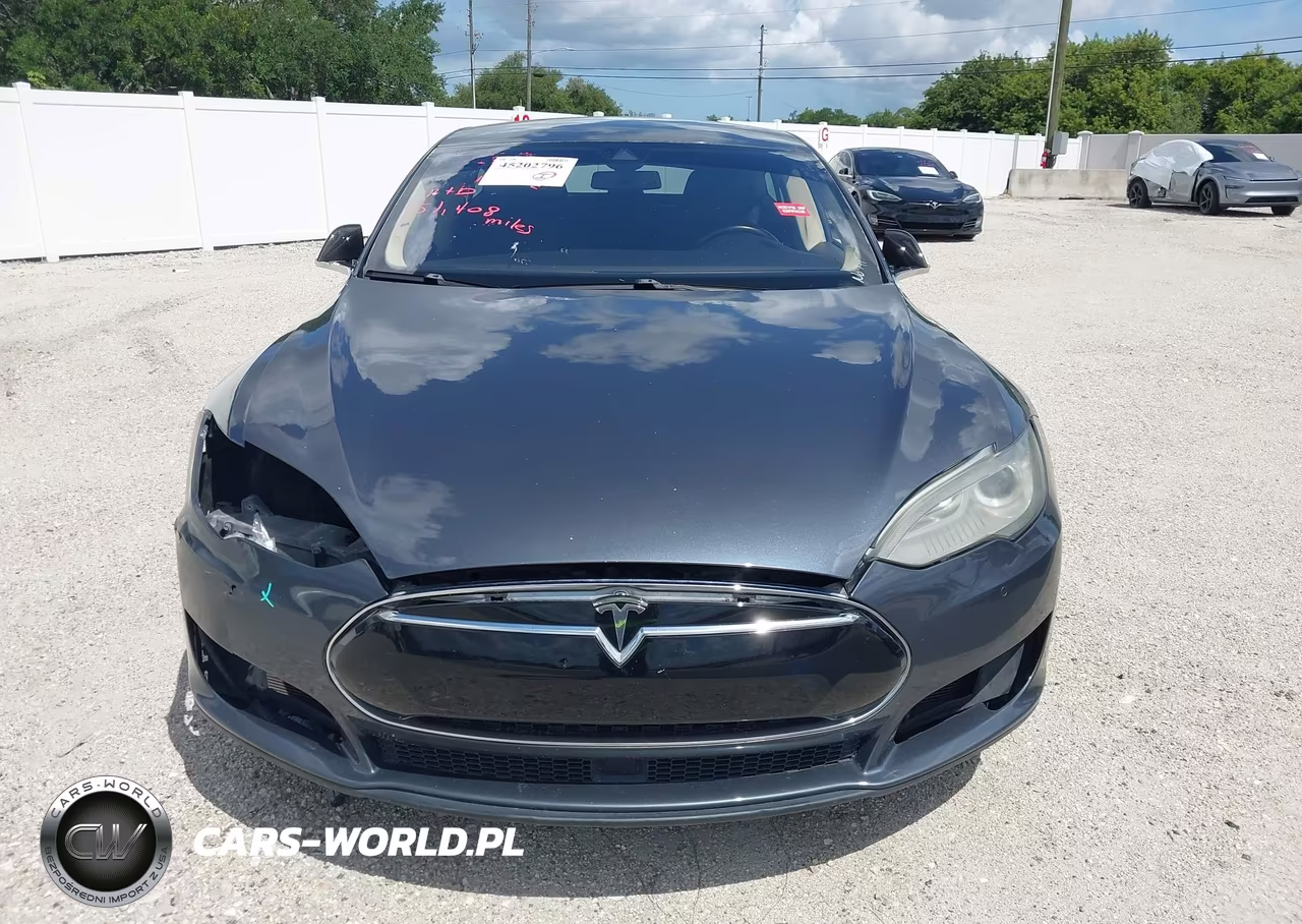 2014 Tesla Model S P85 VIN:5YJSA1H18EFP60758 - 13