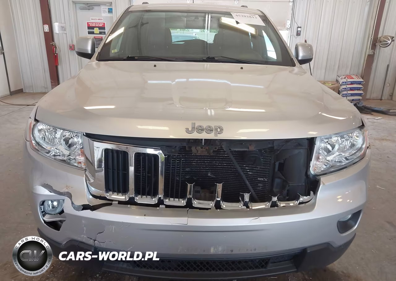 2011 Jeep Grand Cherokee Laredo VIN:1J4RR4GG0BC678024 - 6