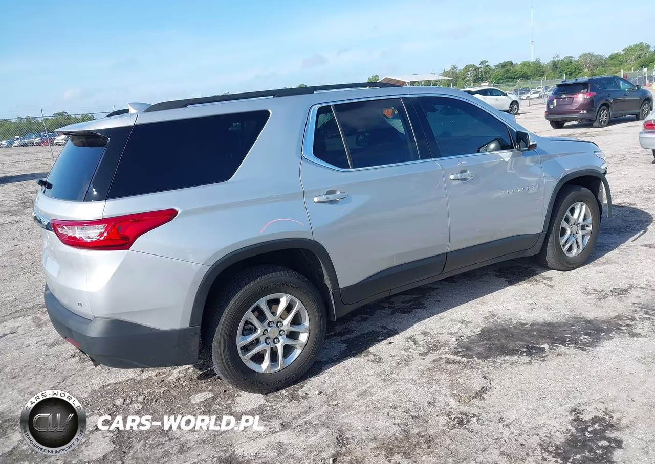 2020 Chevrolet Traverse Fwd Lt Cloth VIN:1GNERGKW5LJ306574 - 4