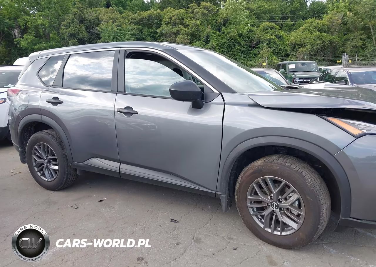 2026 Nissan Rogue S VIN:5N1BT3AA3TC721582 - 13
