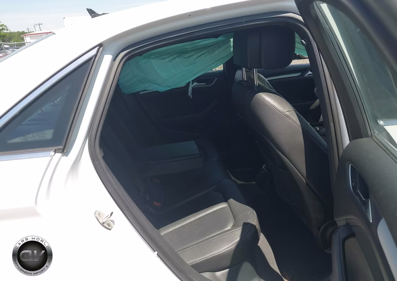 2019 Audi A3 45 Premium VIN:WAUBEGFF1K1017317 - 8