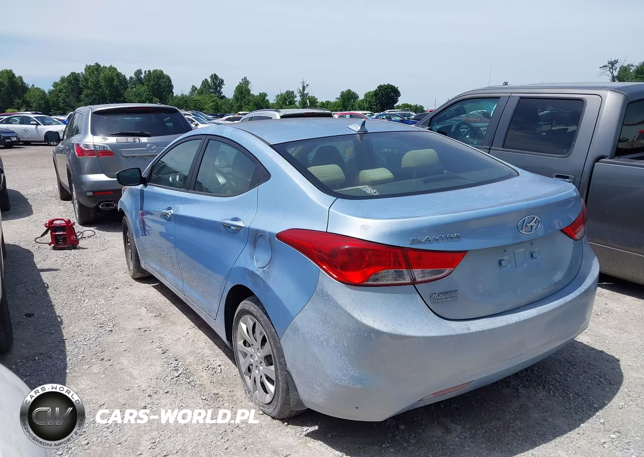 2013 Hyundai Elantra Gls VIN:KMHDH4AE0DU535626 - 3