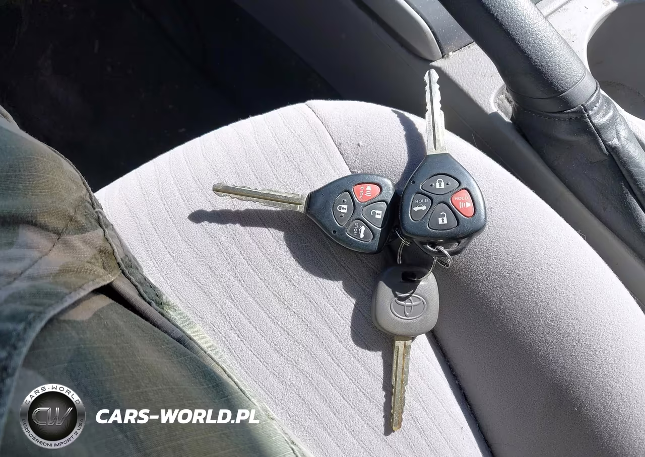 2010 Toyota Corolla Le VIN:JTDBU4EE8A9102359 - 11