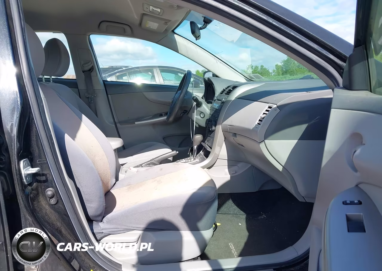 2010 Toyota Corolla Le VIN:JTDBU4EE8A9102359 - 5