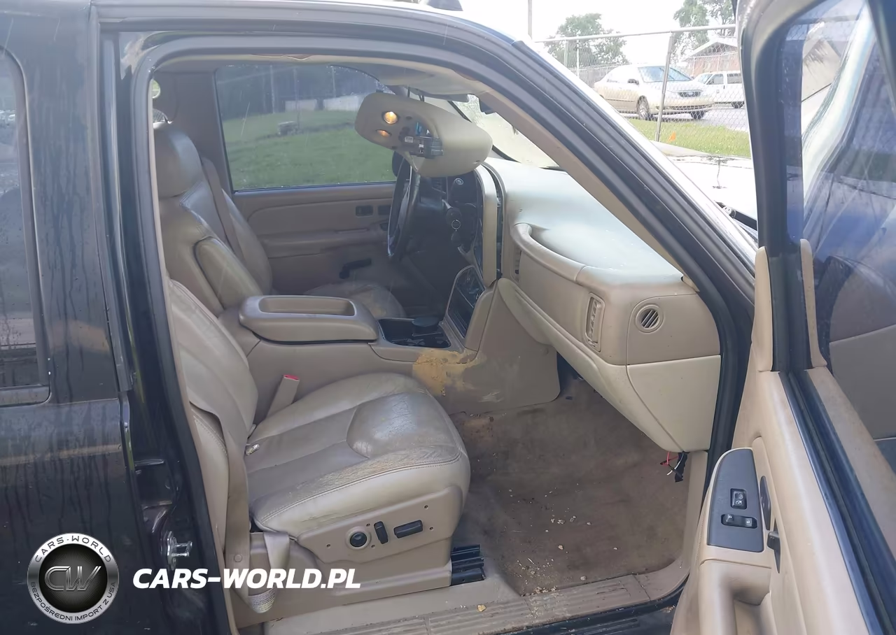 2005 Chevrolet Tahoe Lt VIN:1GNEC13T85R117067 - 5