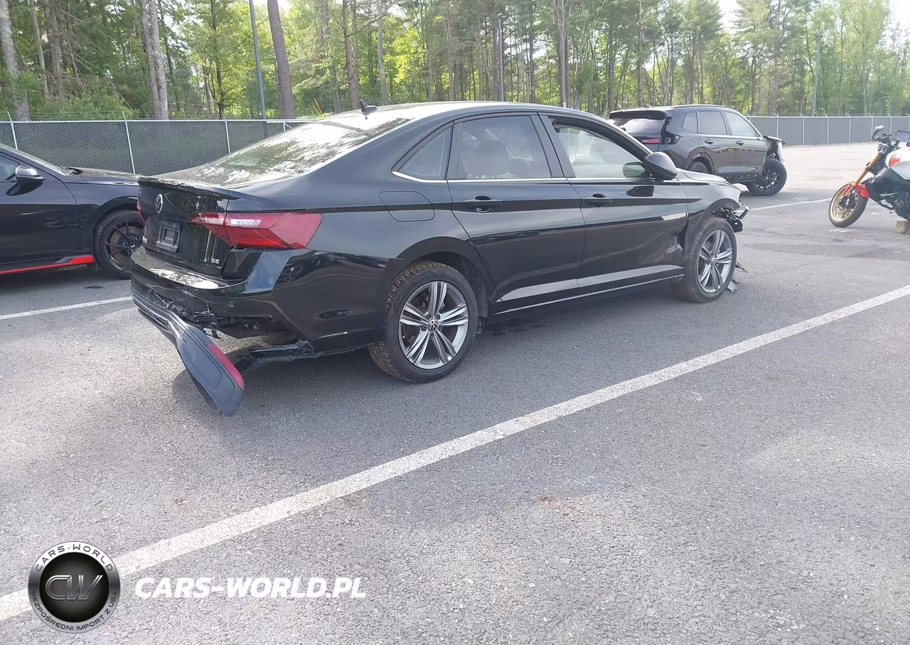2023 Volkswagen Jetta 1.5T Se VIN:3VWEM7BU4PM049841 - 4