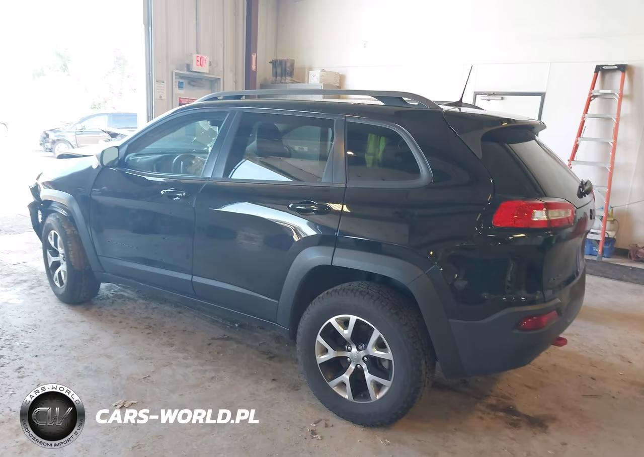 2017 Jeep Cherokee Trailhawk 4X4 VIN:1C4PJMBS0HW513176 - 3