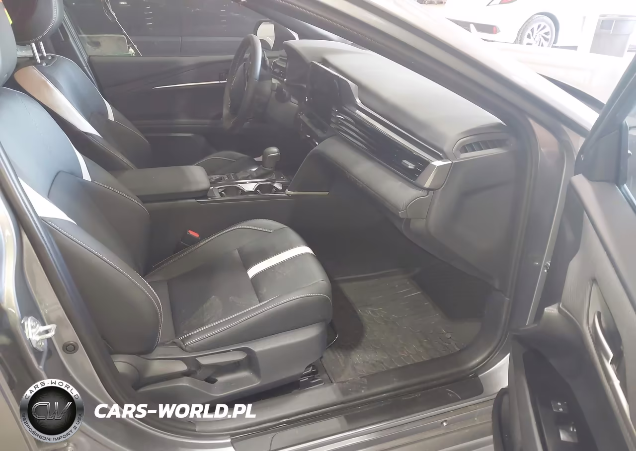 2026 Toyota Camry Se VIN:4T1DAACK1TU685281 - 5