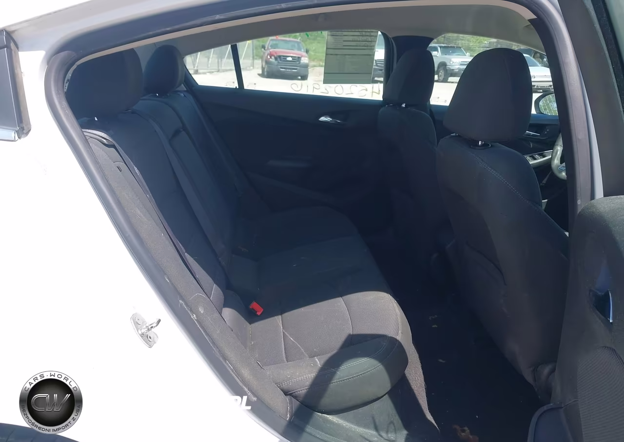 2017 Chevrolet Cruze Lt Auto VIN:1G1BE5SM4H7101402 - 8