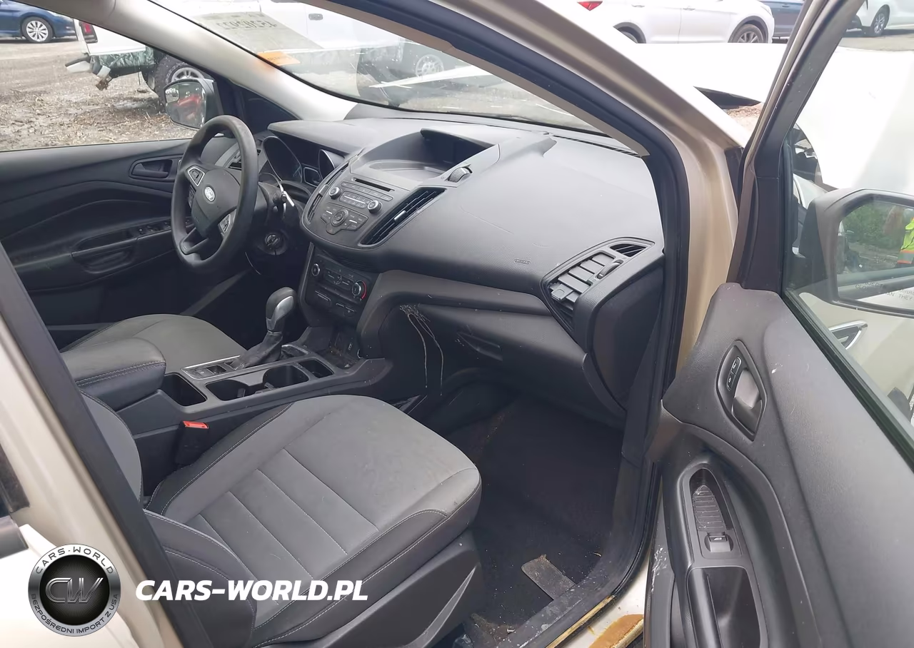 2018 Ford Escape S VIN:1FMCU0F71JUA33701 - 5