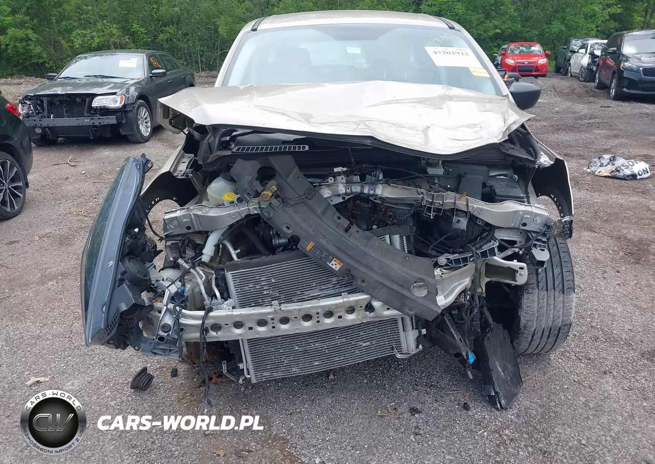 2018 Ford Escape S VIN:1FMCU0F71JUA33701 - 6