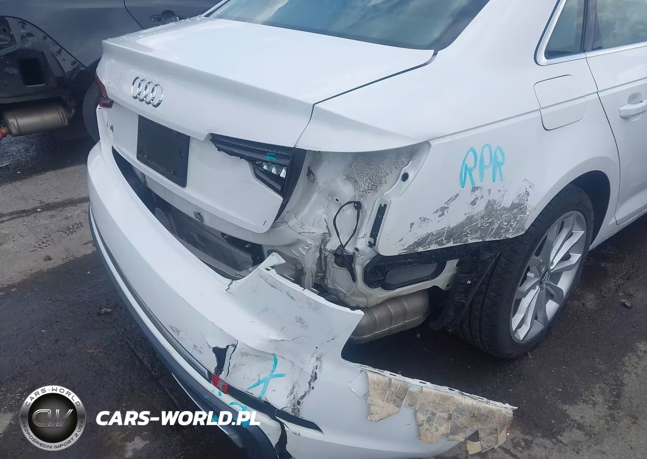 2019 Audi A4 40 Premium VIN:WAUGMAF49KA060548 - 6