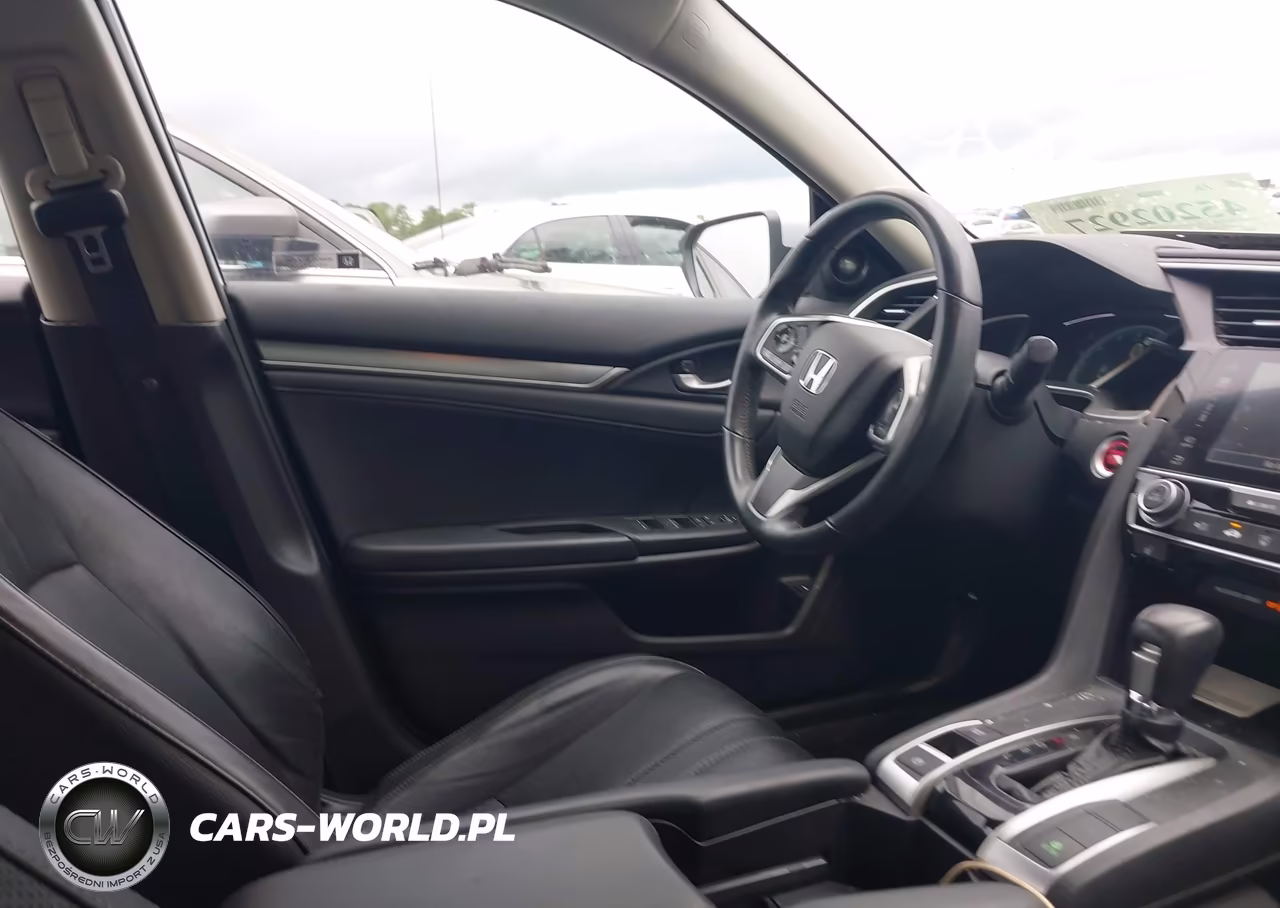 2017 Honda Civic Touring VIN:19XFC1F91HE018880 - 5