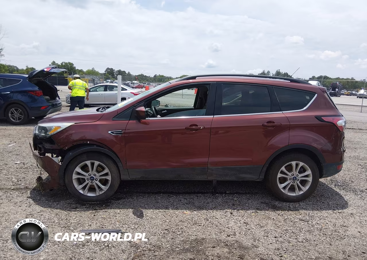 2018 Ford Escape Se VIN:1FMCU0GD3JUB80199 - 15