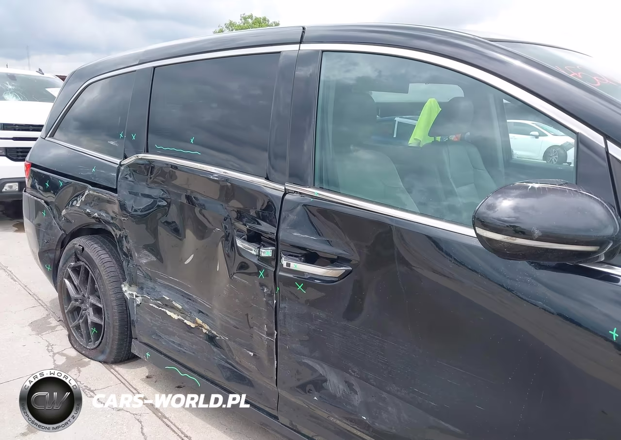 2016 Honda Odyssey Touring-Touring Elite VIN:5FNRL5H91GB003662 - 6
