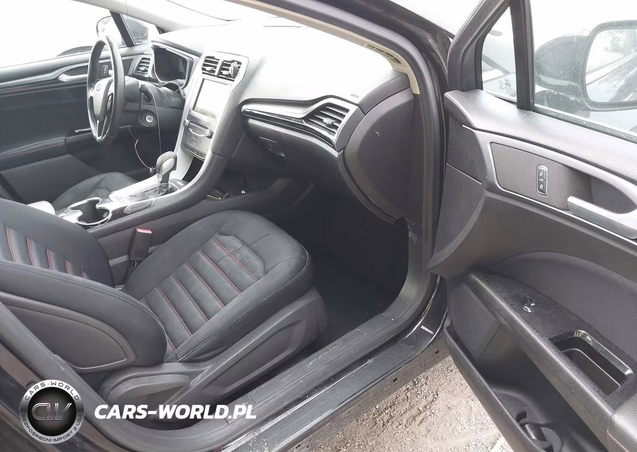 2014 Ford Fusion Se VIN:1FA6P0HD0E5392135 - 5