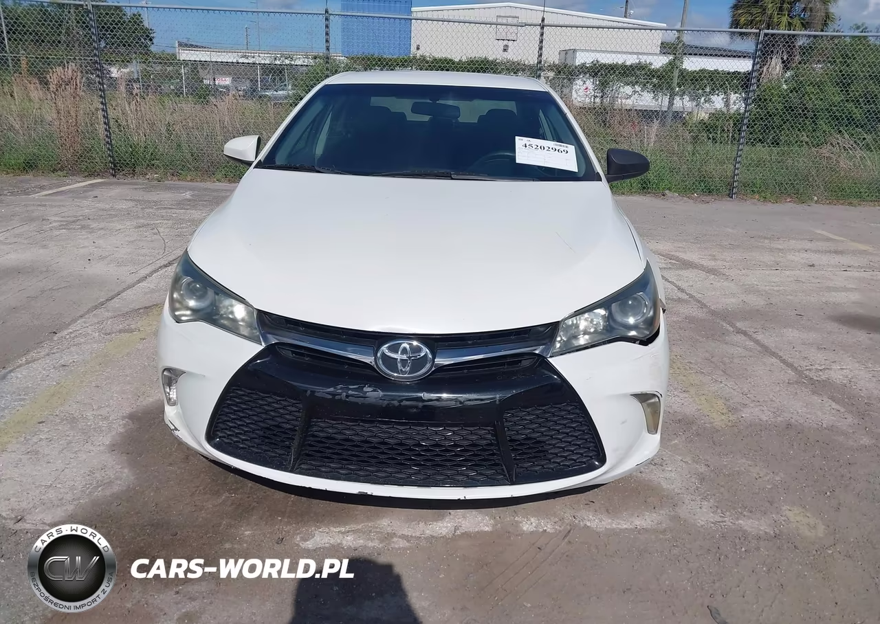 2017 Toyota Camry Se VIN:4T1BF1FK4HU304485 - 12