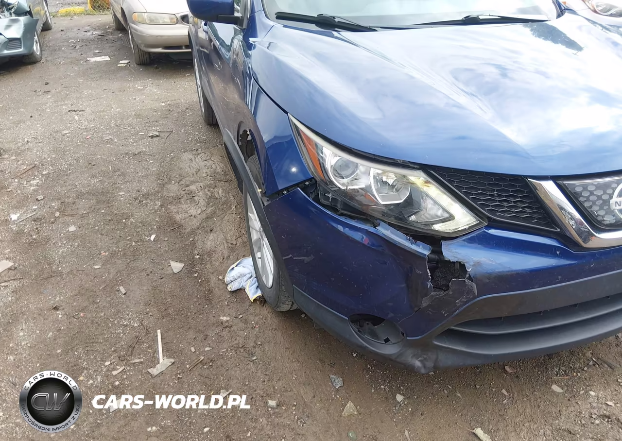 2018 Nissan Rogue Sport S VIN:JN1BJ1CP8JW180446 - 6