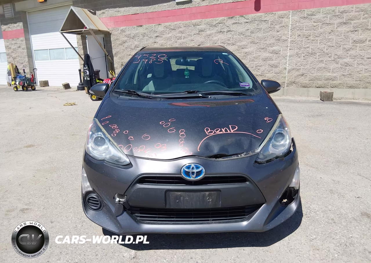 2015 Toyota Prius C One VIN:JTDKDTB36F1585868 - 12