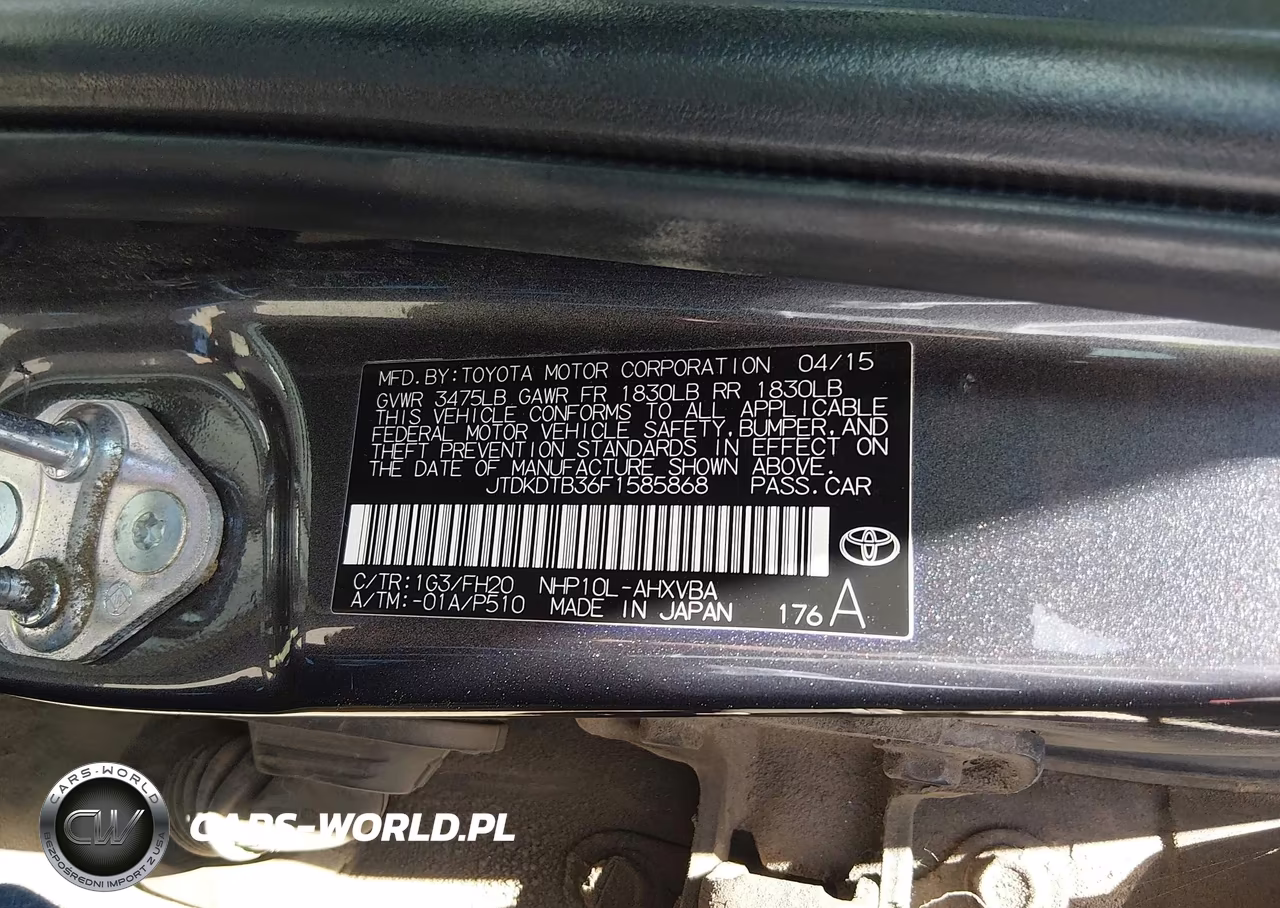 2015 Toyota Prius C One VIN:JTDKDTB36F1585868 - 9