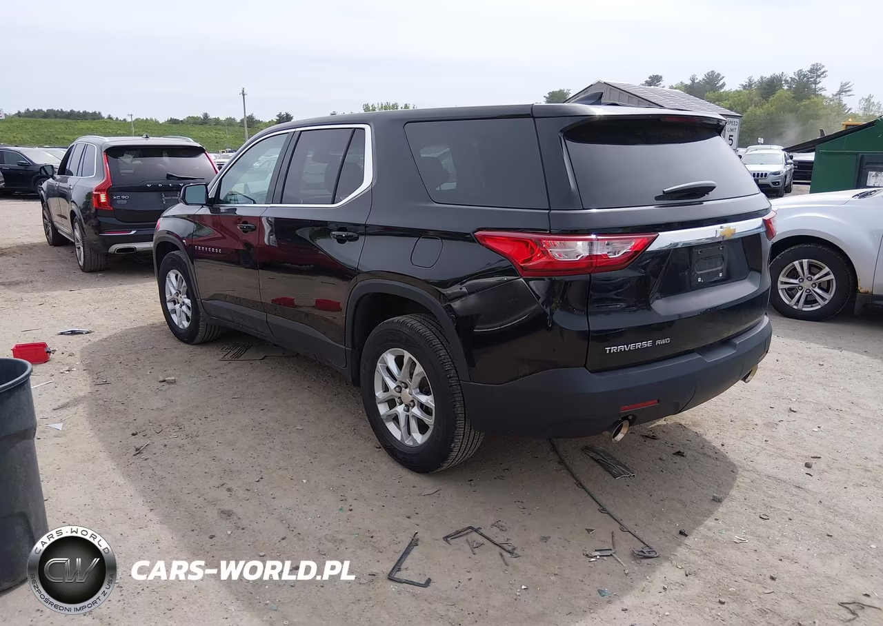 2018 Chevrolet Traverse Ls VIN:1GNEVFKW6JJ194600 - 3