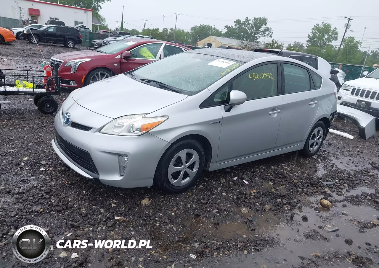 2013 Toyota Prius Three VIN:JTDKN3DU2D5645380 - 2