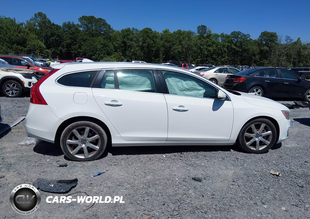 2016 Volvo V60 T5 Drive-E Premier VIN:YV140MEK1G1292856 - 13