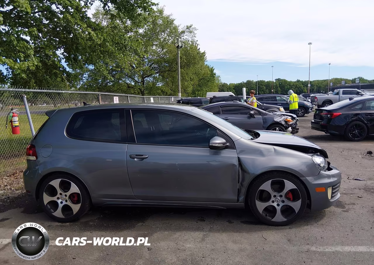 2011 Volkswagen Gti 2-Door VIN:WVWEV7AJ6BW226907 - 13