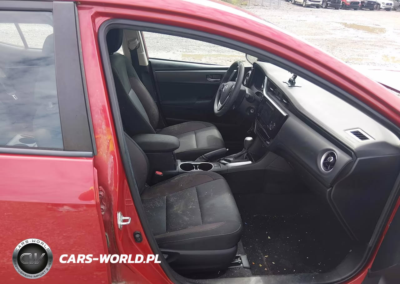 2018 Toyota Corolla Le VIN:2T1BURHE7JC971263 - 5