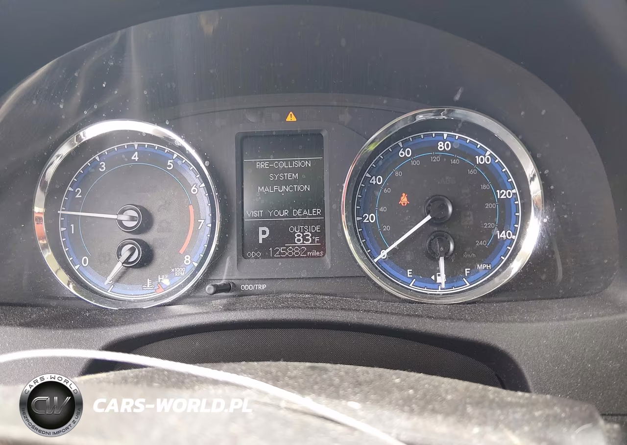 2018 Toyota Corolla Le VIN:2T1BURHE7JC971263 - 7