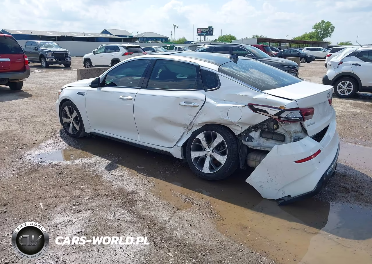 2019 Kia Optima S VIN:5XXGT4L31KG360477 - 3