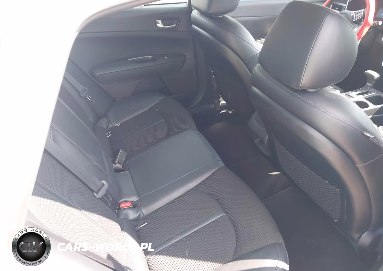 2019 Kia Optima S VIN:5XXGT4L31KG360477 - 8