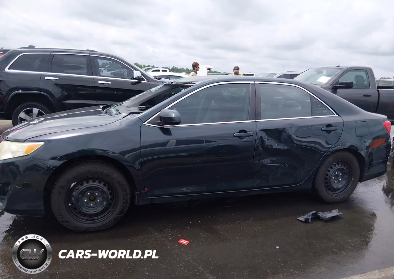 2014 Toyota Camry L VIN:4T1BF1FK7EU763764 - 14
