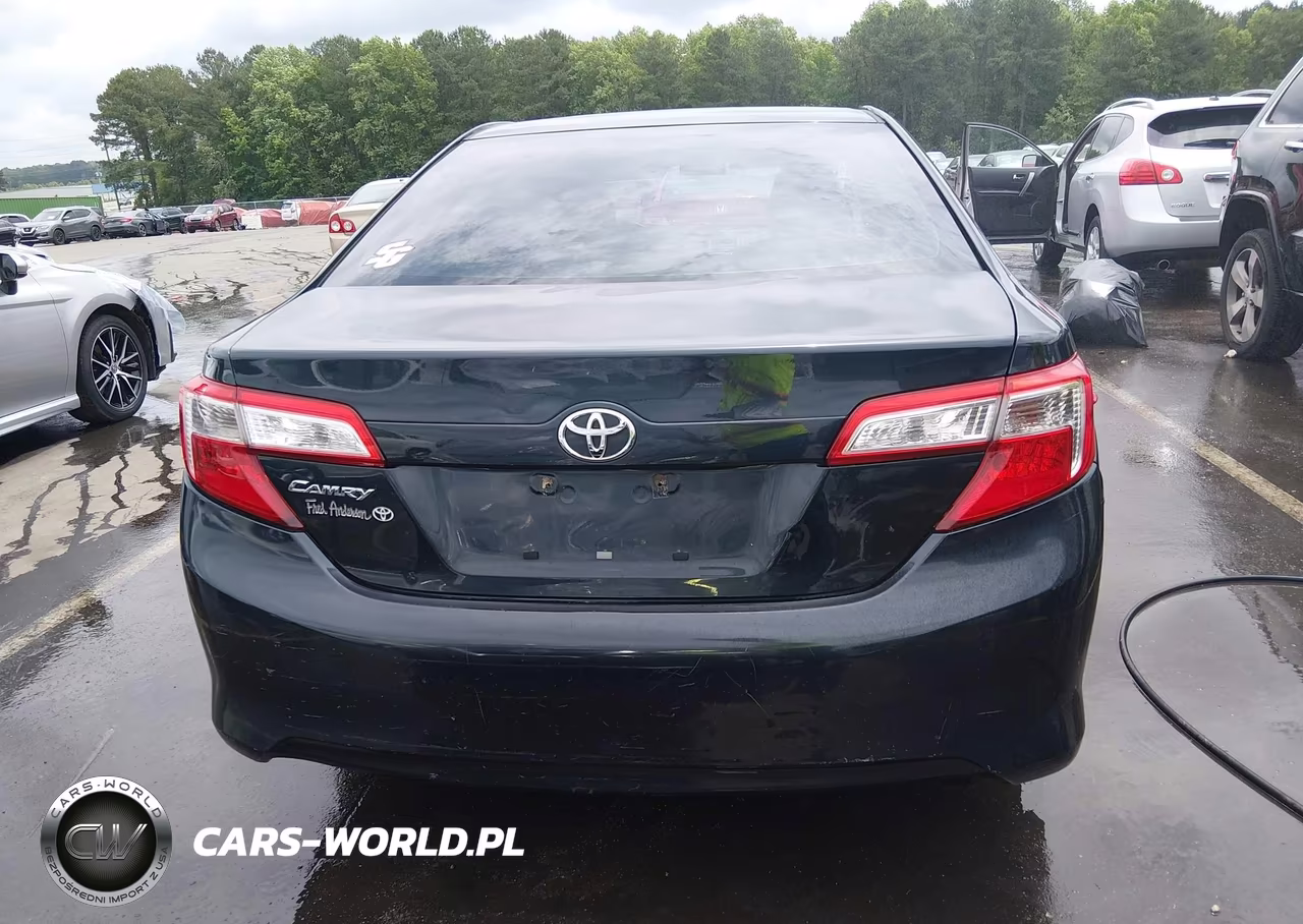 2014 Toyota Camry L VIN:4T1BF1FK7EU763764 - 16