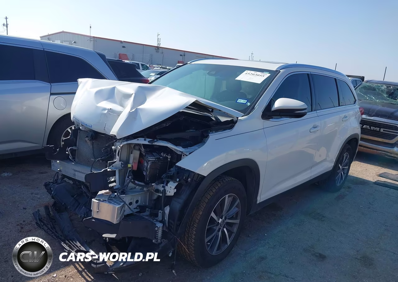 2019 Toyota Highlander Xle VIN:5TDKZRFH2KS554320 - 2