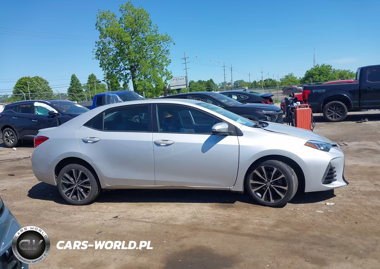 2017 Toyota Corolla Se VIN:2T1BURHEXHC867084 - 13