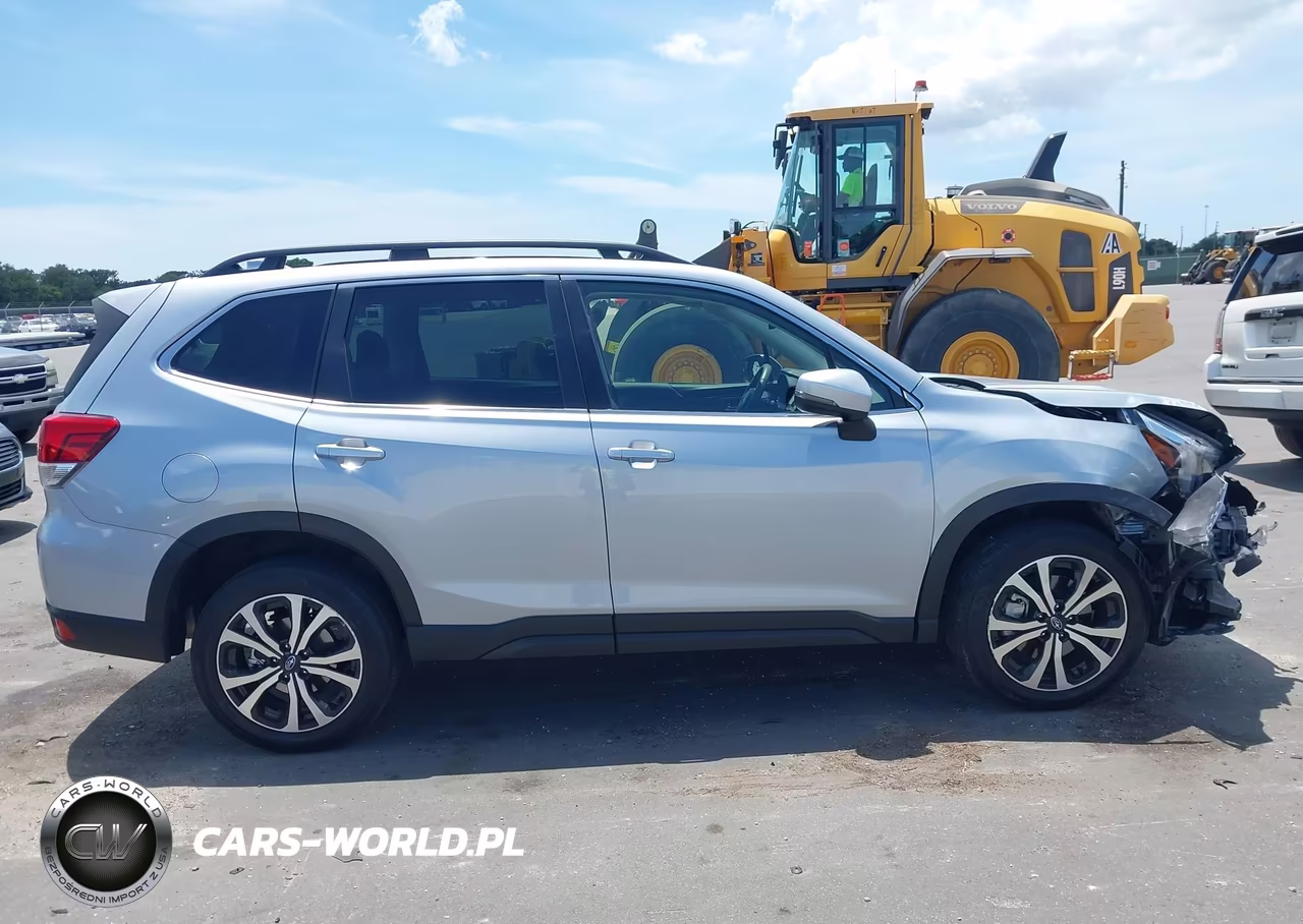 2022 Subaru Forester Limited VIN:JF2SKAPCXNH503361 - 13