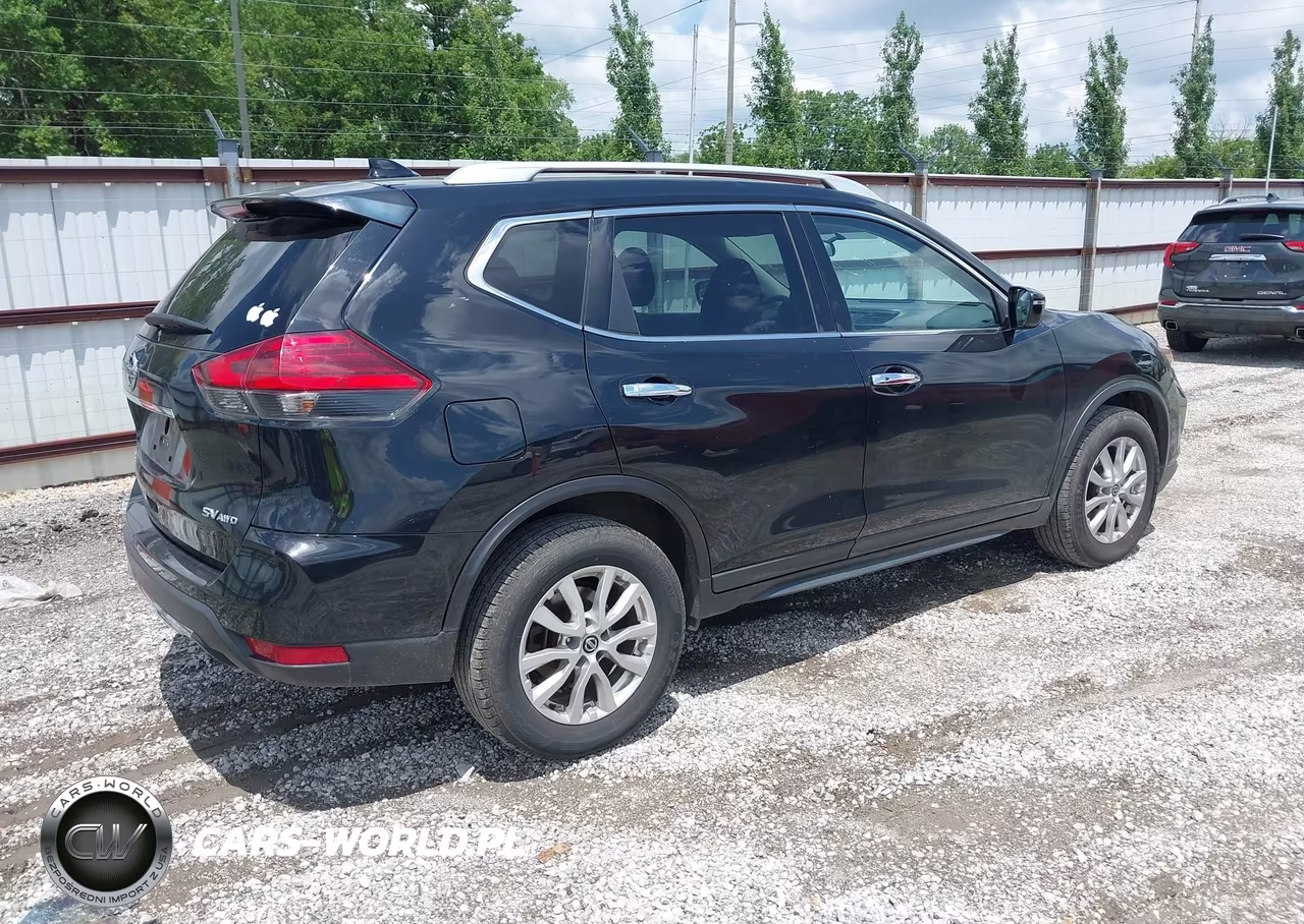 2017 Nissan Rogue Sv VIN:KNMAT2MV8HP557612 - 4