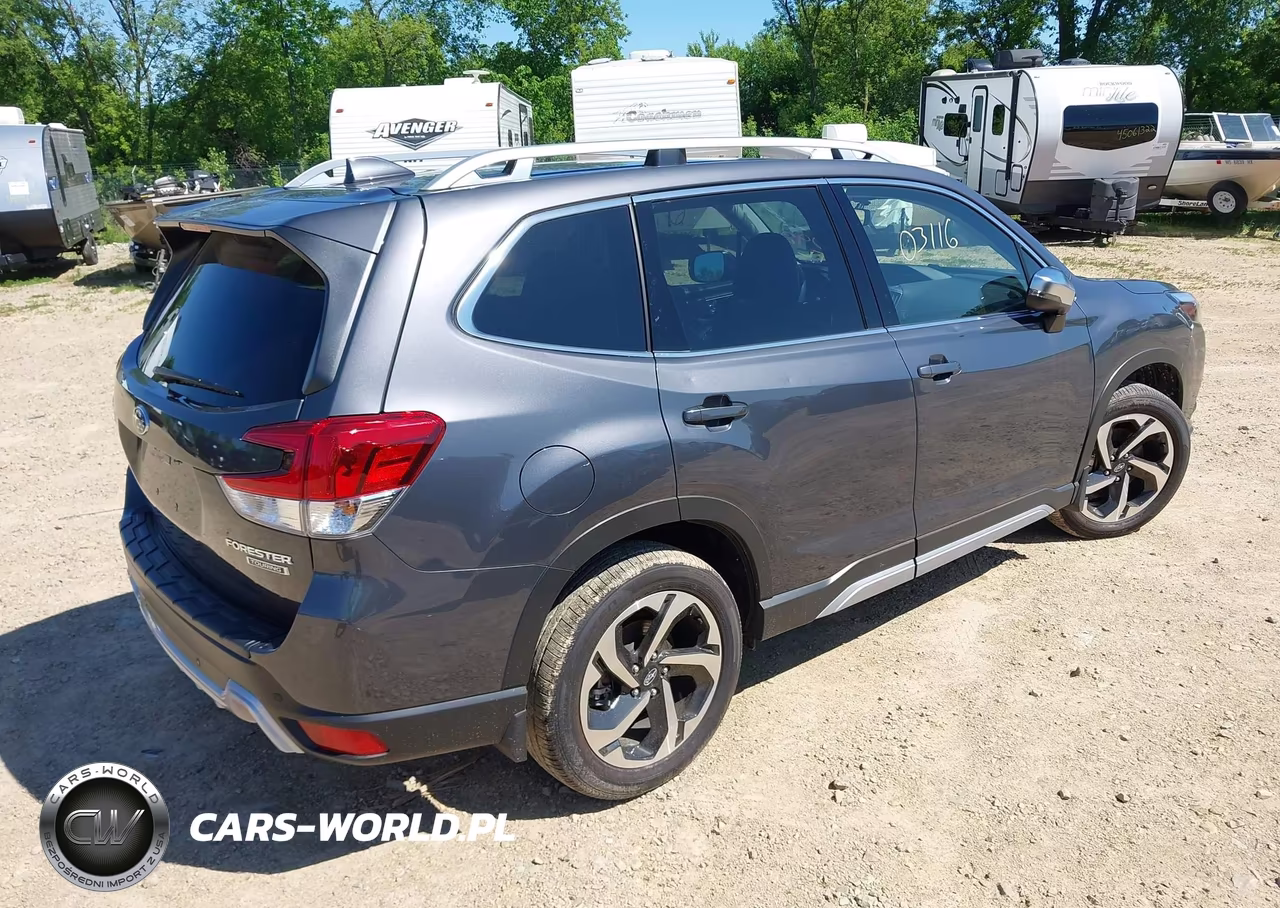2023 Subaru Forester Touring VIN:JF2SKARC9PH533094 - 4