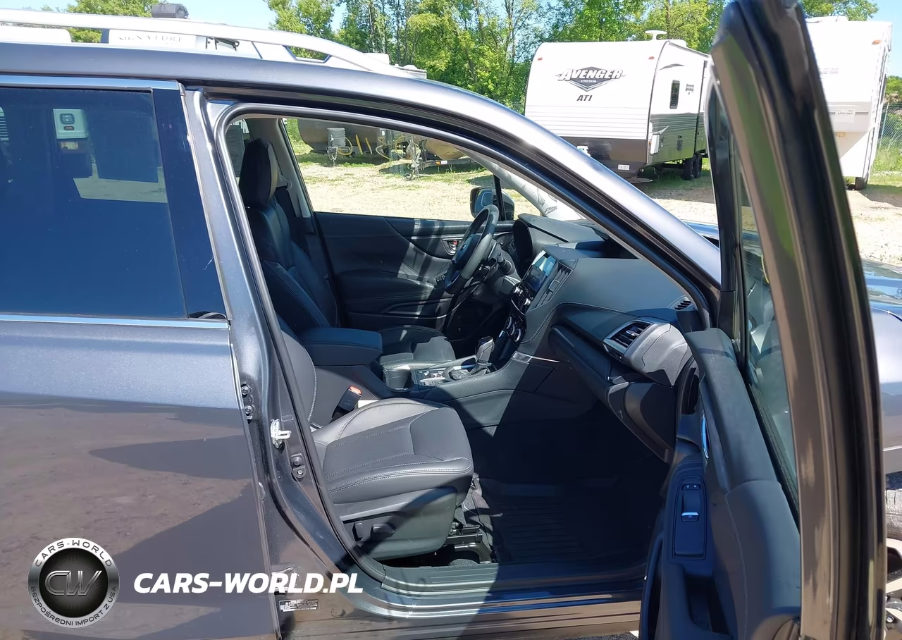 2023 Subaru Forester Touring VIN:JF2SKARC9PH533094 - 5