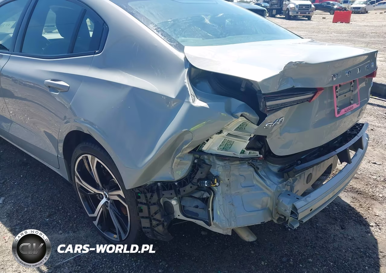 2024 Volvo S60 B5 Plus Dark Theme VIN:7JRL12FL6RG285817 - 6