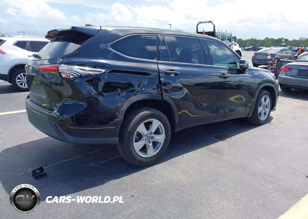 2020 Toyota Highlander Le VIN:5TDZZRAH5LS012443 - 4